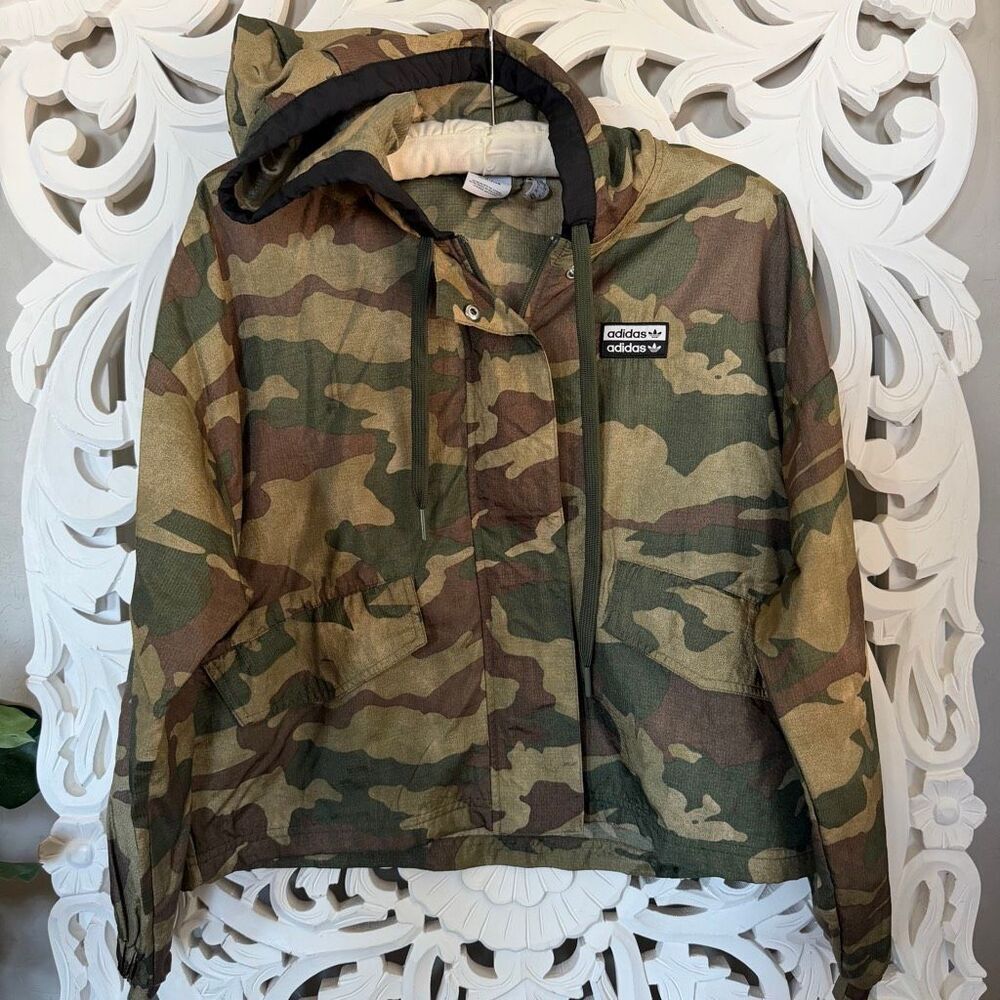 Adidas Camo Windbreaker - Picture 5 of 12